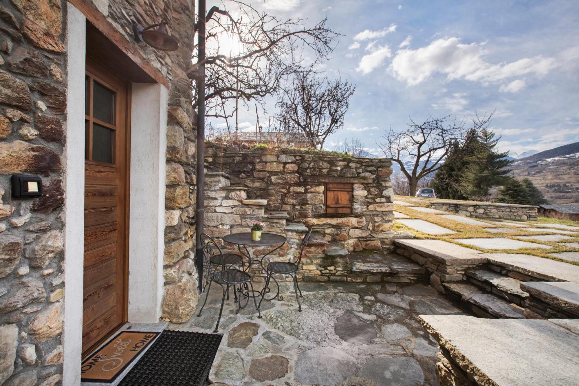 Mini House Valle D'Aosta Roisan Exterior photo